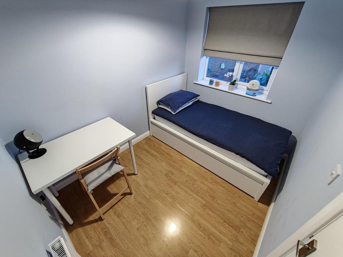 Joshua Court Single Room Stoke-on-Trent Exterior foto